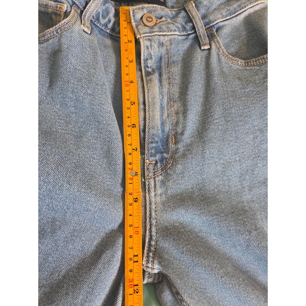 Hollister Ultra High-Rise Dad Jeans Light Wash Butterfly Print 26X31 Size 3R NWT - Picture 8 of 10